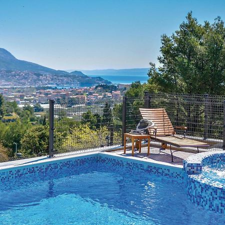 Lovely Home In Split With Jacuzzi エクステリア 写真
